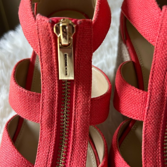 Michael Kors Coral Cutout Canvas Espadrille Wedge Sandals with Gold Zip - Picture 12 of 16